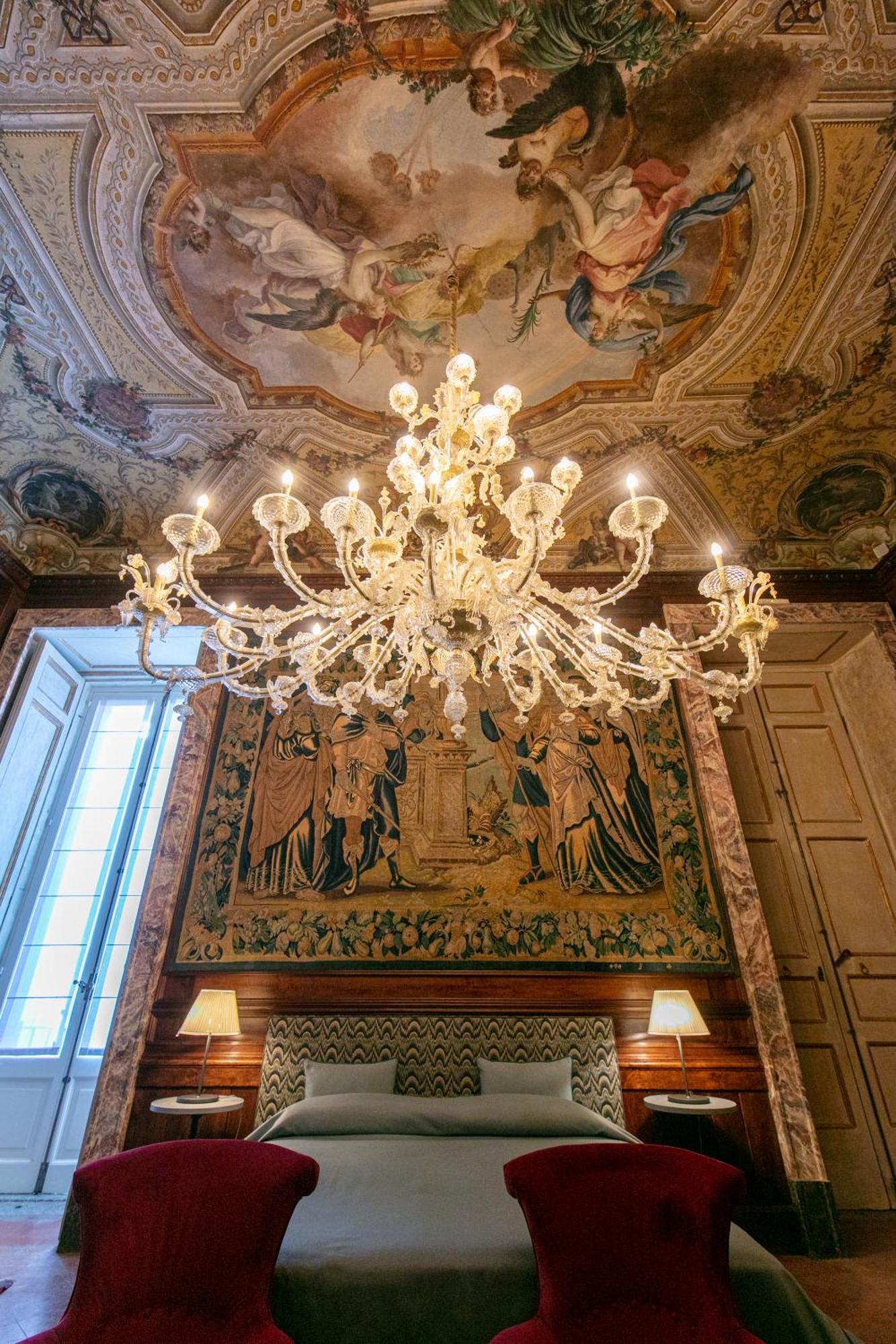 ホテル Palazzo Doria Napoli エクステリア 写真